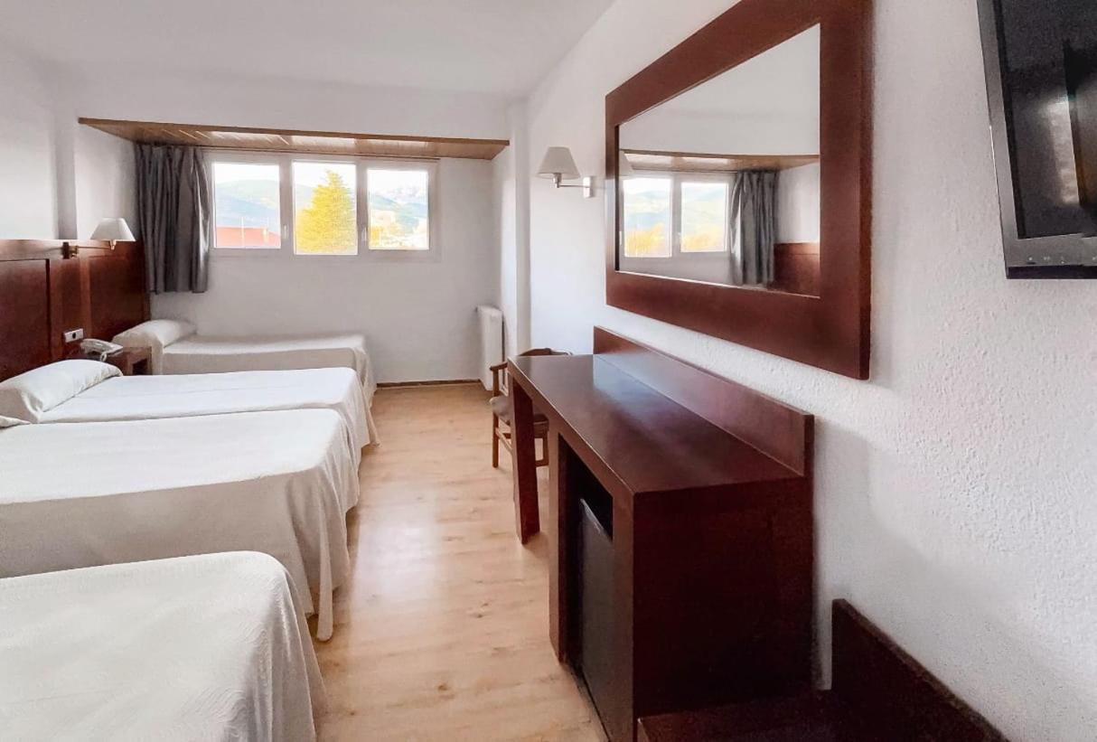 Puigcerda Park Hotel Zewnętrze zdjęcie